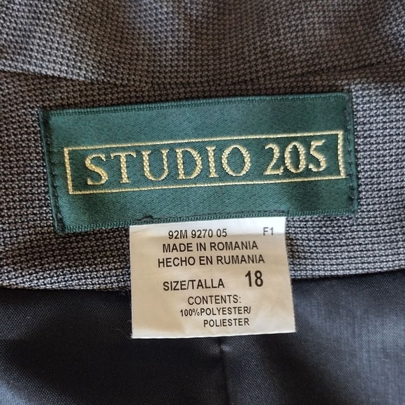 Studio 205 Vintage Blazer and Skirt Set - Picture 7 of 16
